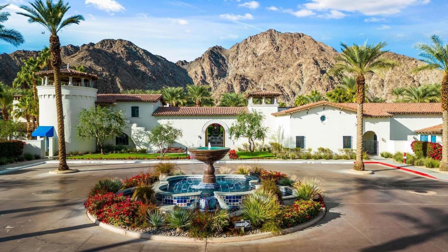 Luxurious Villa With Majestic Mountain View, 12 Pools, Spas, Ground Floor La Quinta Exteriör bild