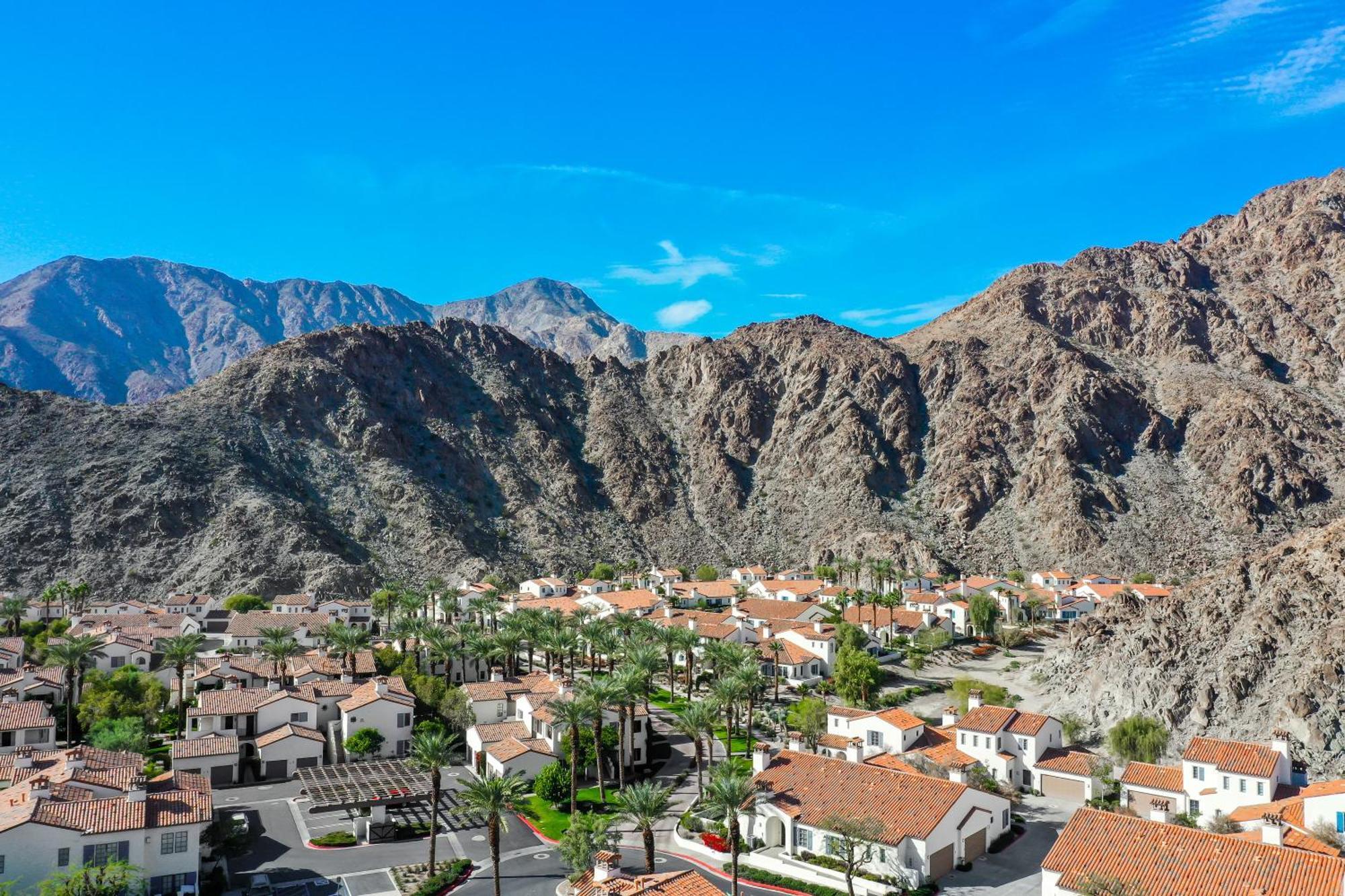 Luxurious Villa With Majestic Mountain View, 12 Pools, Spas, Ground Floor La Quinta Exteriör bild