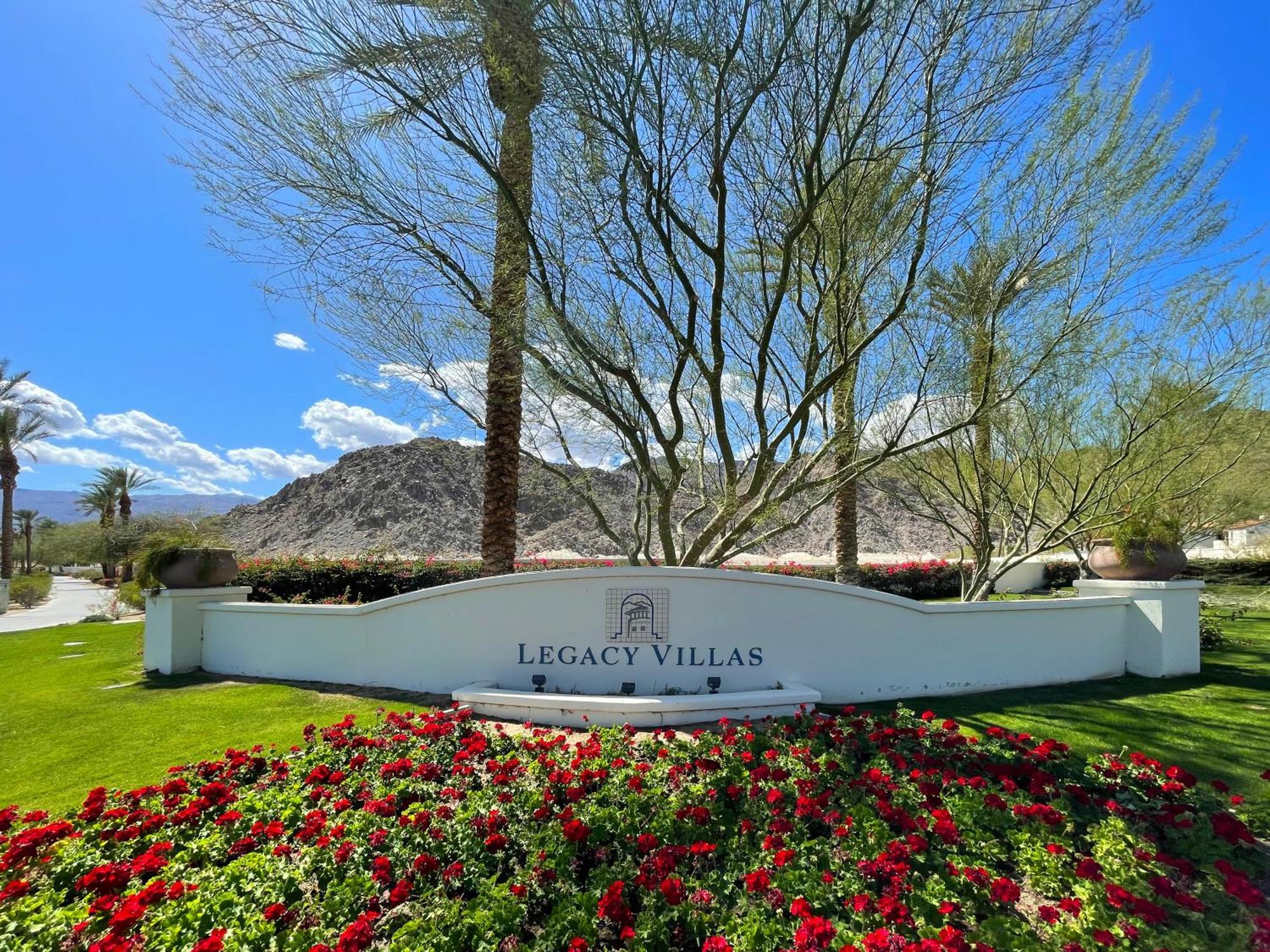 Luxurious Villa With Majestic Mountain View, 12 Pools, Spas, Ground Floor La Quinta Exteriör bild