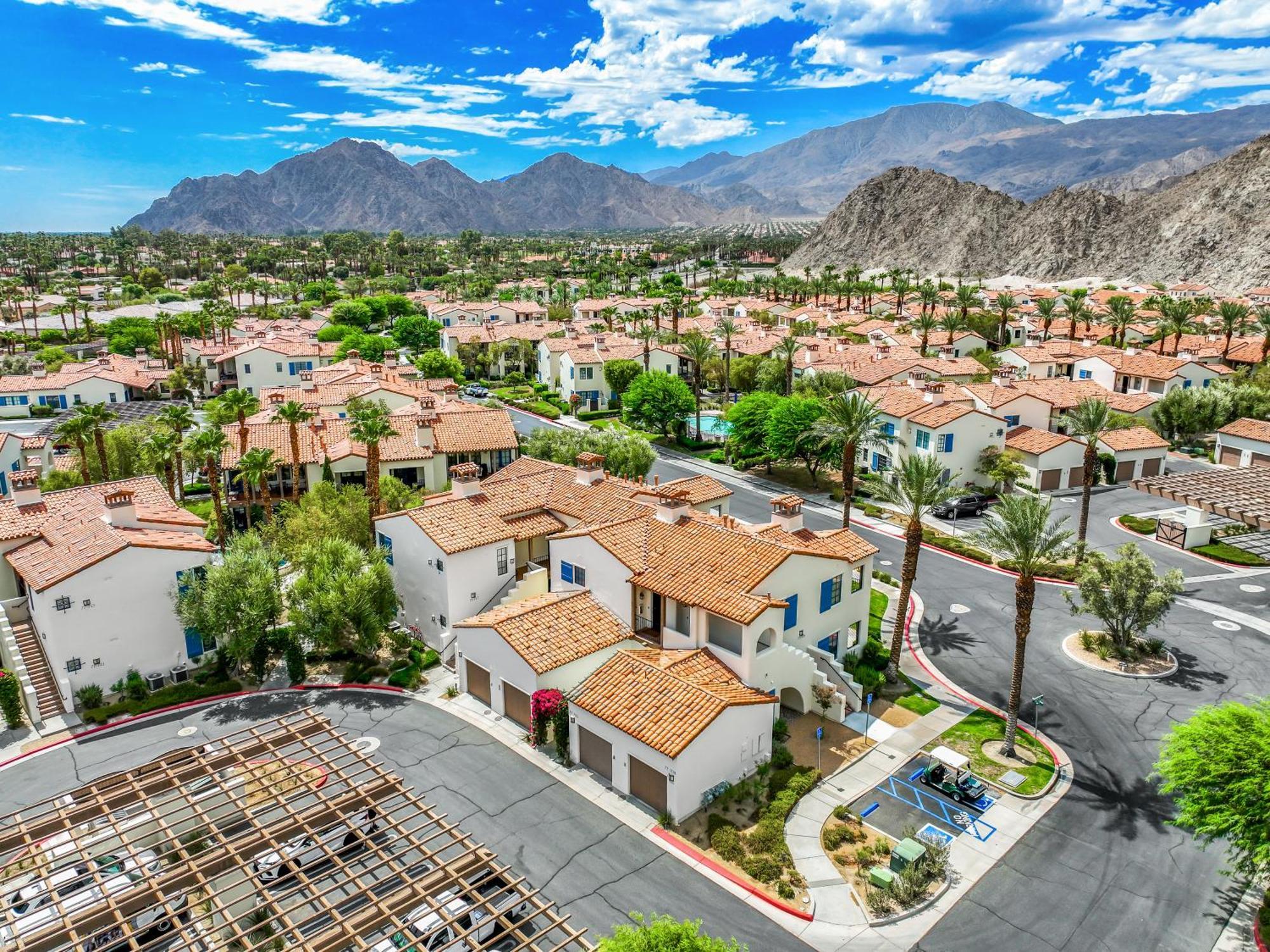 Luxurious Villa With Majestic Mountain View, 12 Pools, Spas, Ground Floor La Quinta Exteriör bild